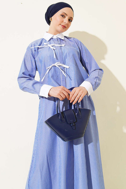 Conjunto de dos piezas con falda a rayas y bolsillo en el pecho, azul