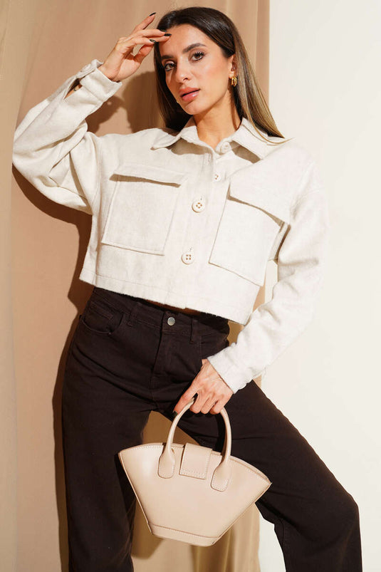 جاكيت قصير من الكشمير بجيوب على الصدر (لون حجري)