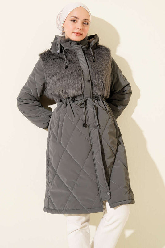 Göğüs Kürklü Kapüşonlu Kapitone Mont Füme