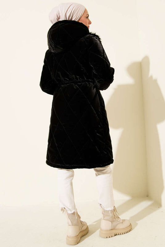 Göğüs Kürklü Kapüşonlu Kapitone Mont Siyah