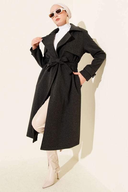 Manteau en cachemire avec détail buste, gris fumé