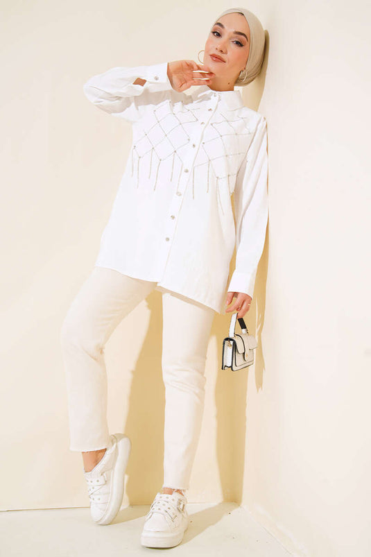 Borststeen en ketting Gedetailleerd overhemd Ecru