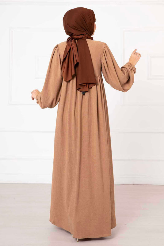 Göğüsten Robalı Kolu Fırfırlı Ferace Camel