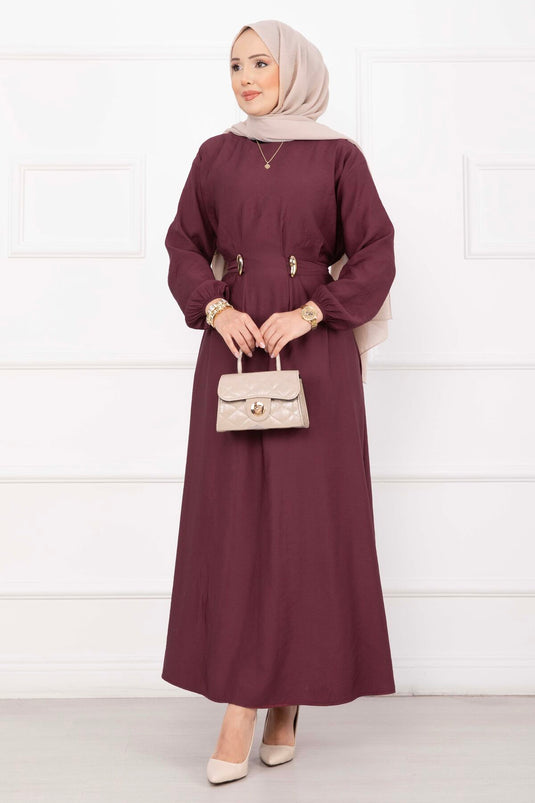 Robe Tesettür Bordeaux avec Détail Ceinture Broche Or