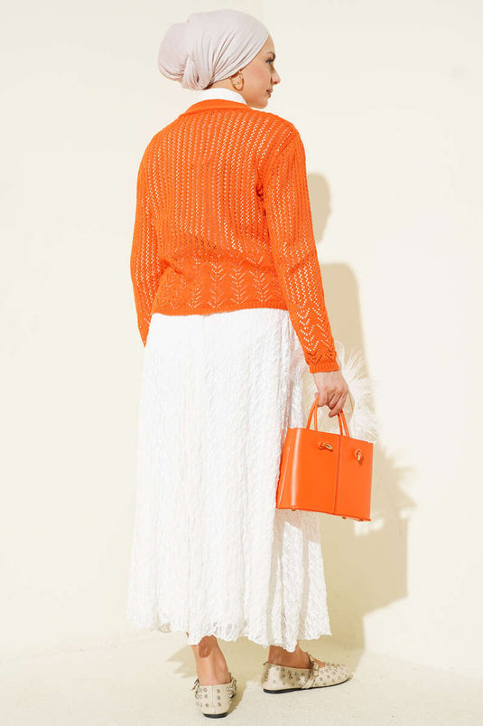 كارديغان قصير محبوك مزخرف بأزرار ذهبية برتقالي