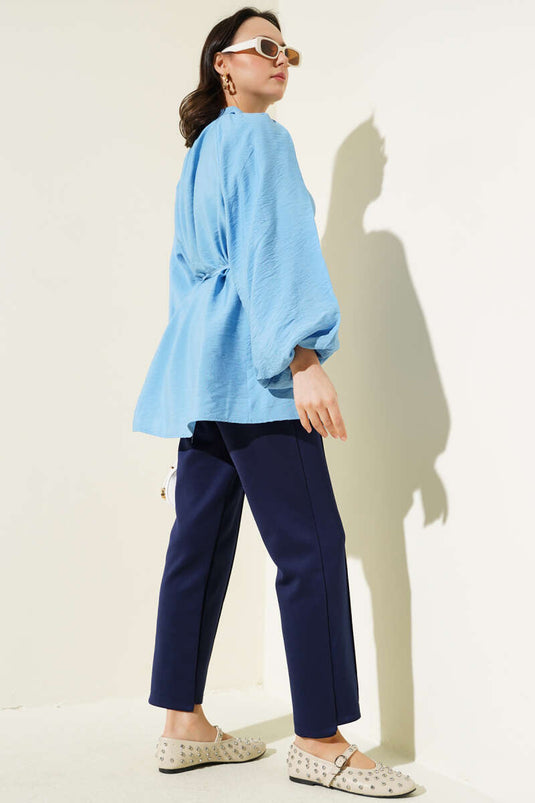 Chemise à manches ballon boutonnée dorée bleue