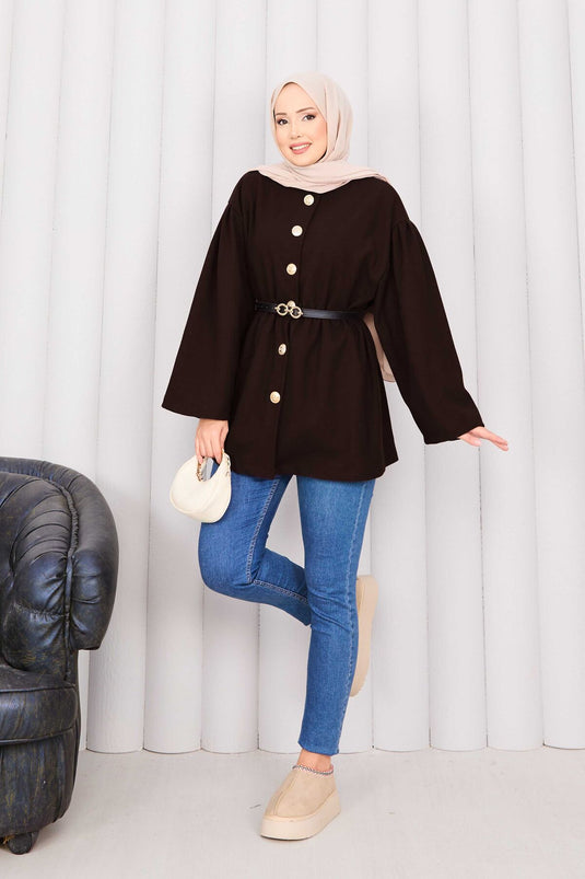 Manteau en cachemire marron à plis et boutons dorés à la taille