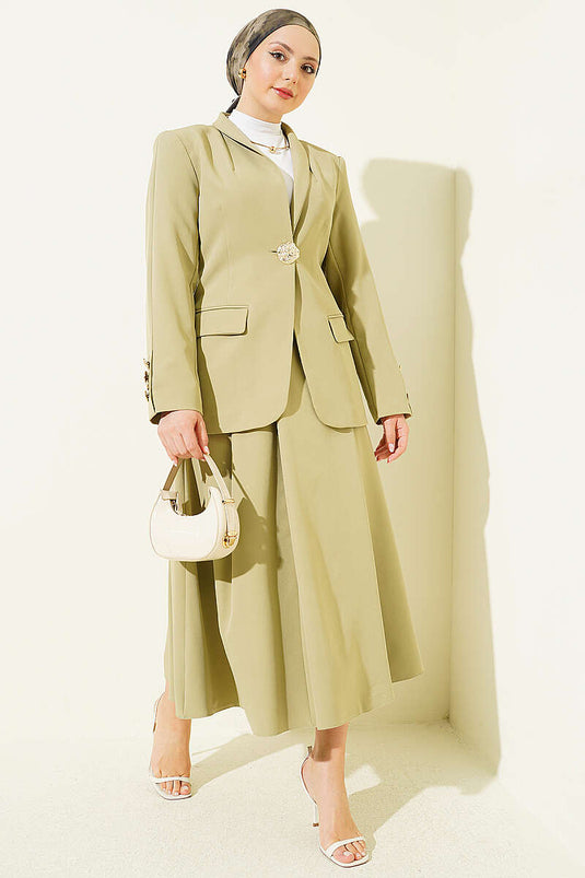 Ensemble jupe et blazer à boutons dorés, vert avocat