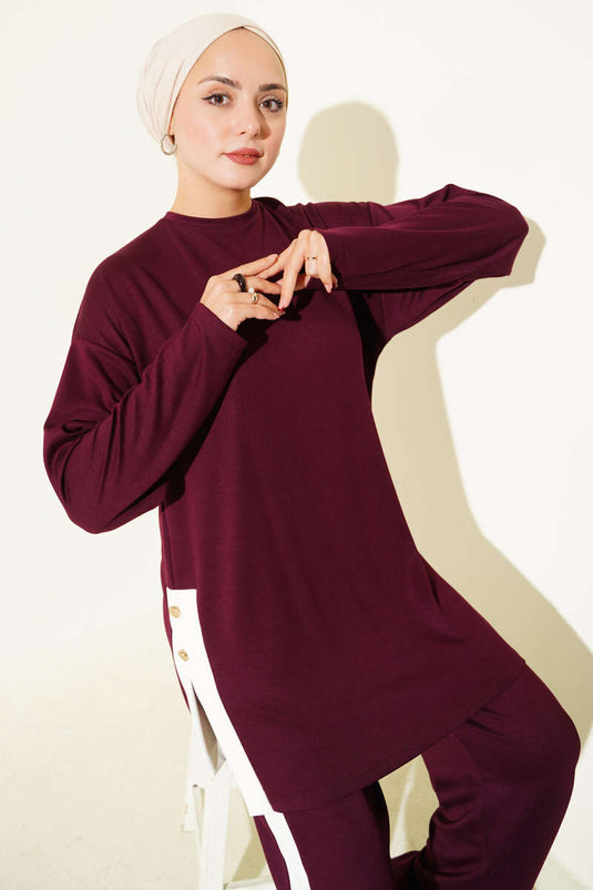 Costume deux pièces Loysha garni de boutons dorés bordeaux