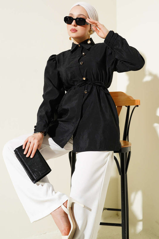 Chemise noire à ceinture en corde et boutons dorés