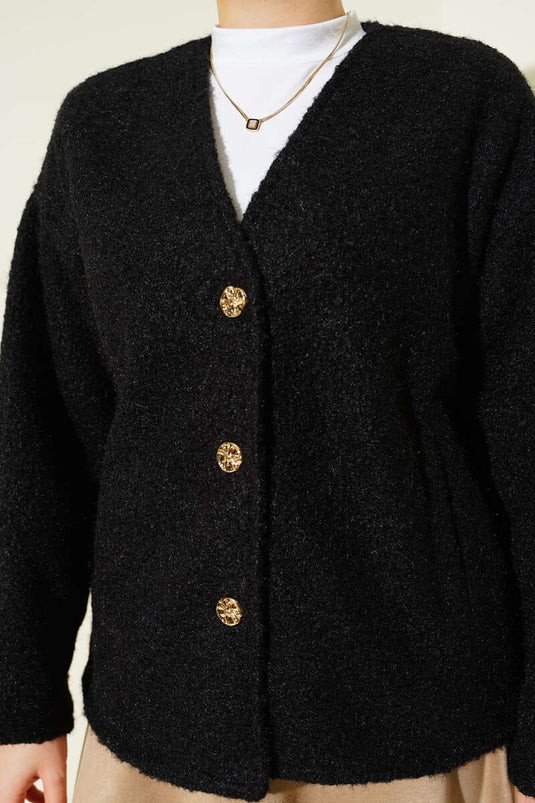 جاكيت قصير من اللباد بأزرار ذهبية سوداء