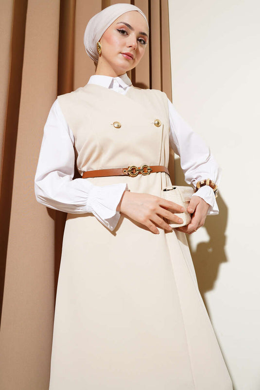 Robe gilet ceinturée à boutons dorés beige