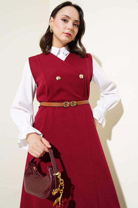 Robe gilet ceinturée à boutons dorés bordeaux