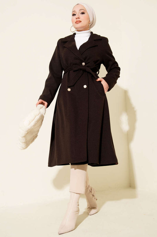 معطف من الكشمير بحزام وأزرار ذهبية، بني داكن