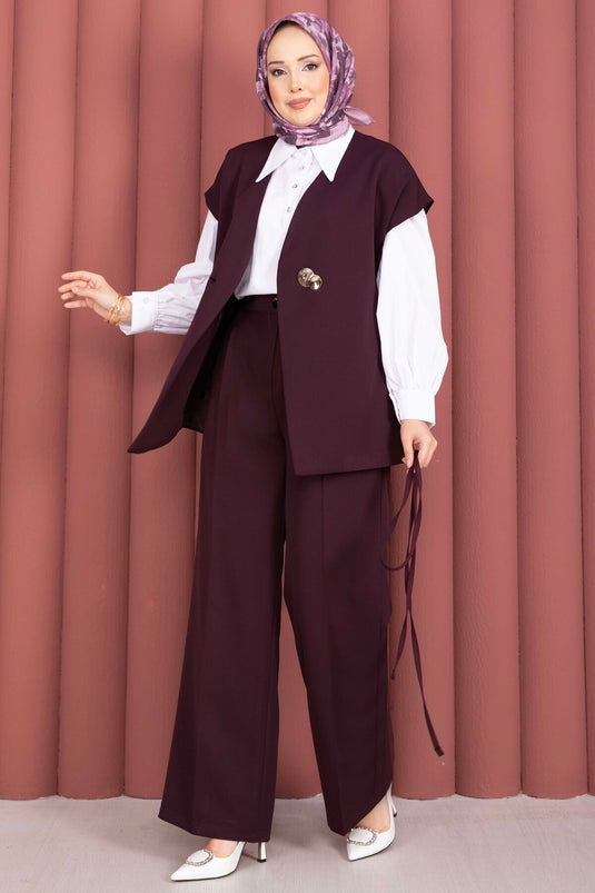Ensemble pantalon et gilet ceinturé à boutons dorés, couleur lie de vin