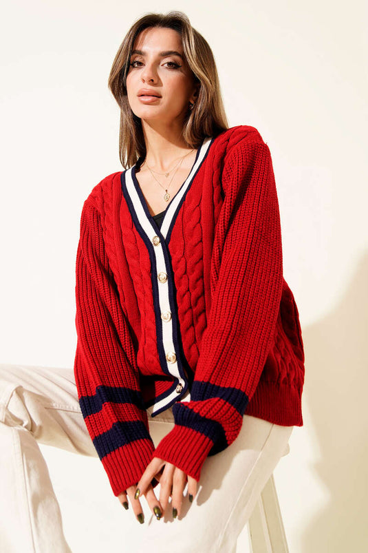 كارديجان محبوك مخطط باللون الأحمر مع أزرار ذهبية