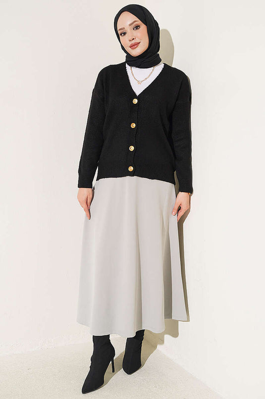 Cardigan Corto In Maglia Con Bottoni Dorati E Collo A V Nero