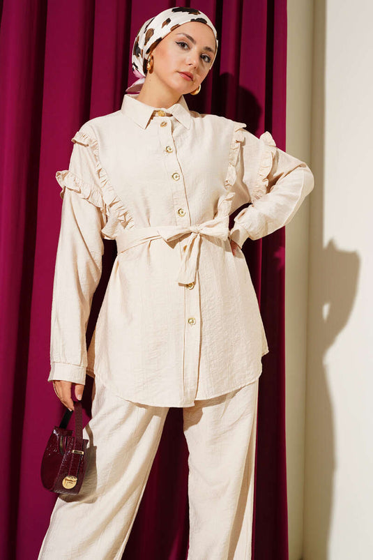 Gold Düğmeli Yaka Fırfırlı İkili Takım Bej