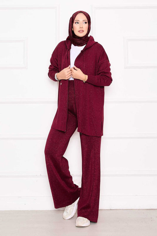 طقم تريكو بغطاء رأس وسحاب لامع ذهبي من قطعتين - لون عنابي