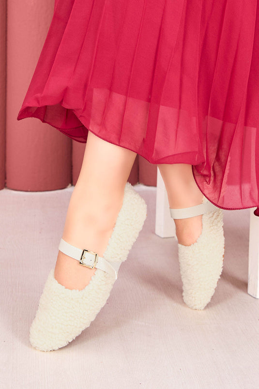 Ballerines Teddy beiges à boucle dorée