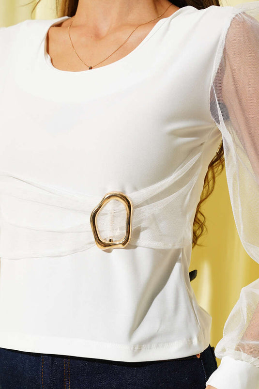 Chemisier à manches en tulle et boucle dorée, écru