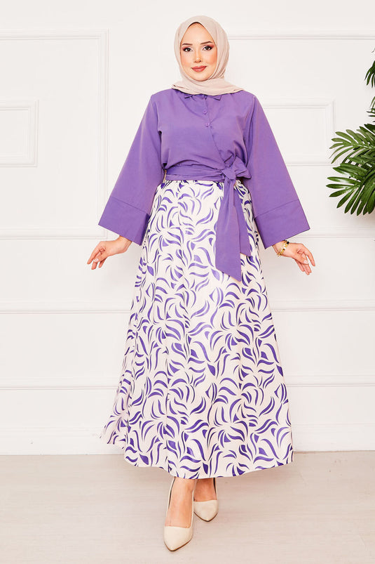 Tailleur-jupe à manches larges et chemise ceinturée lilas