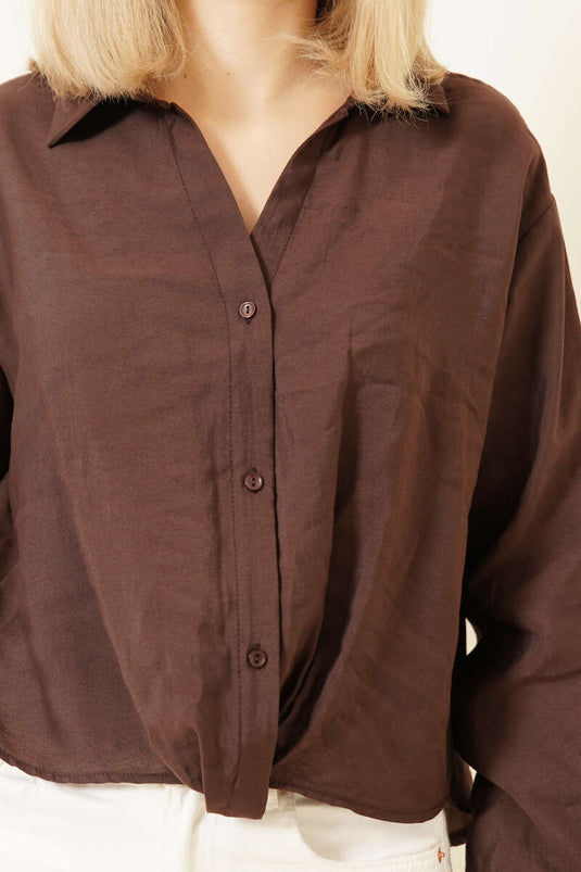 قميص بأزرار وياقة قميص أساسي بني