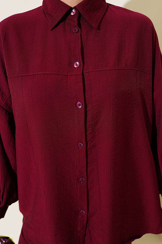 Ensemble deux pièces bordeaux avec col chemise et détails de couture