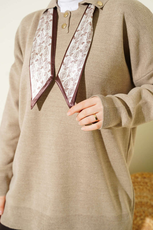 Chemise à col écharpe tunique tricotée latte