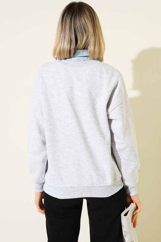 سويت شيرت رمادي مبطن بطبعة نيويورك وياقة قميص