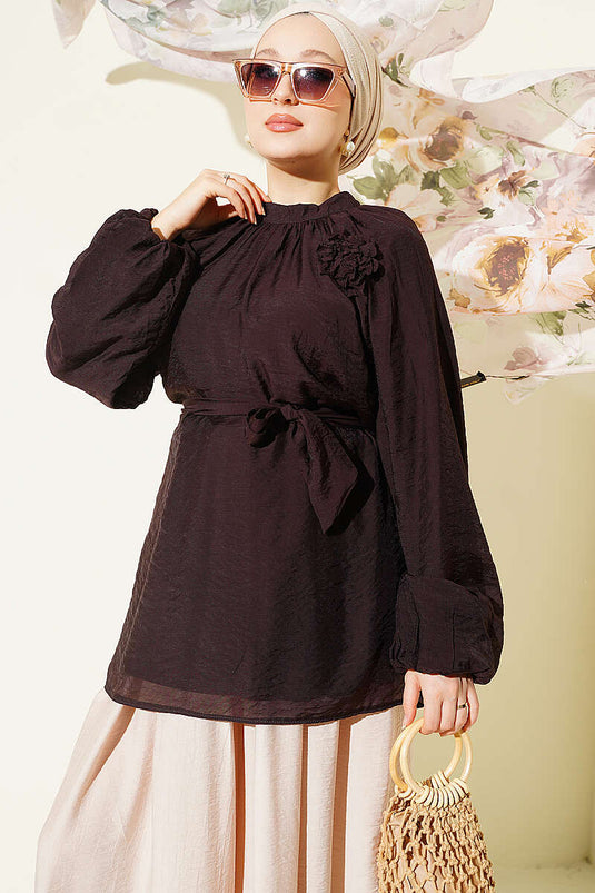 Gül Broşlu Belden Bağcıklı Tunik Kahve