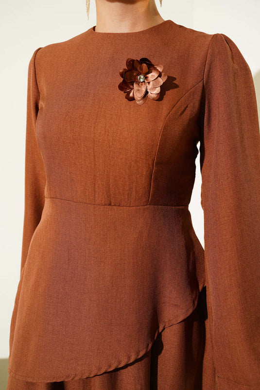 Rose Brooch Skirted Two Piece Suit Brown