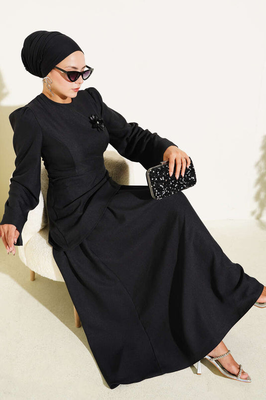 Gül Broşlu Etekli İkili Takım Siyah