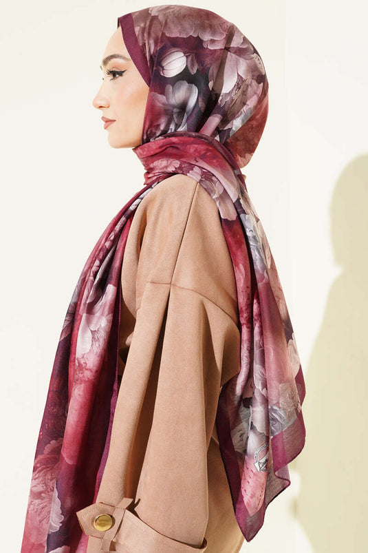 Soft Scarf with Rose Pattern in Violet