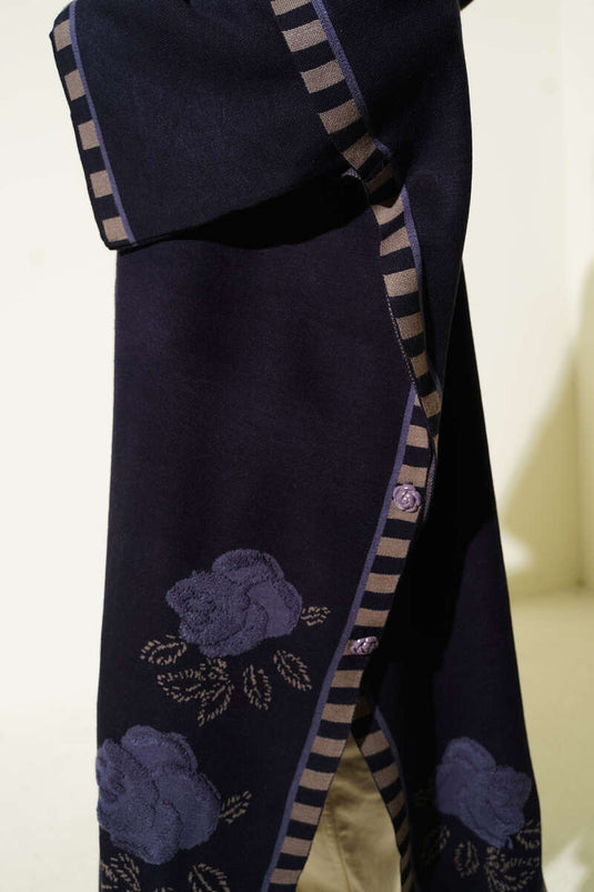 Poncho bleu marine avec broderie de roses et détails rayés