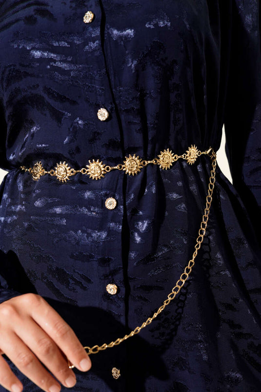 Ceinture chaîne dorée avec symbole solaire