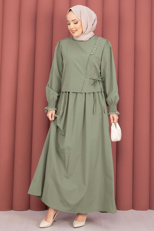 Ensemble deux pièces avec robe à bande de guipure menthe