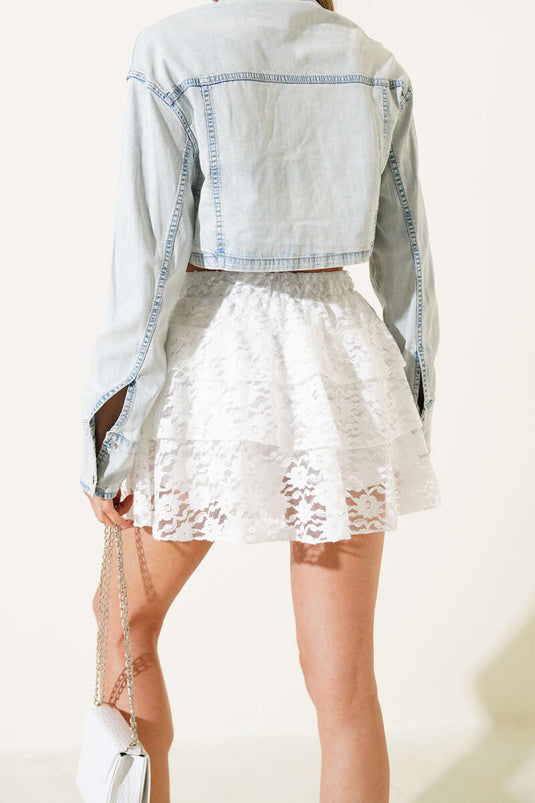 Mini-jupe en dentelle blanche