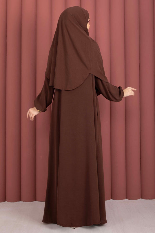 Vestido de oración con velo y detalle de cremallera Hafsa color café