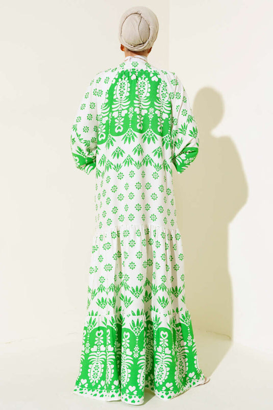 Oversized Dress with Hakim Collar and Pattern in Green