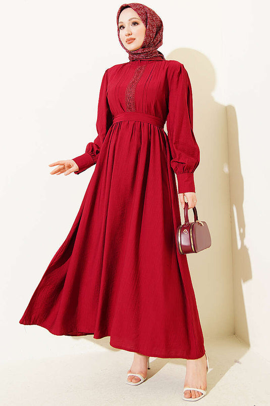 Robe Hakim à col guipure avec ceinture Bordeaux