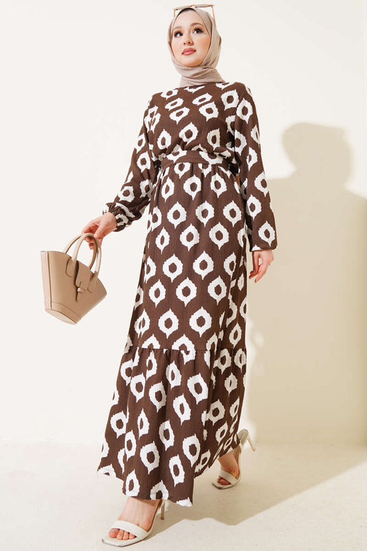 فستان كريب بحزام ونقشة دائرية، بني