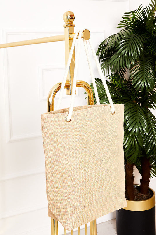 Strandtasche aus Stroh