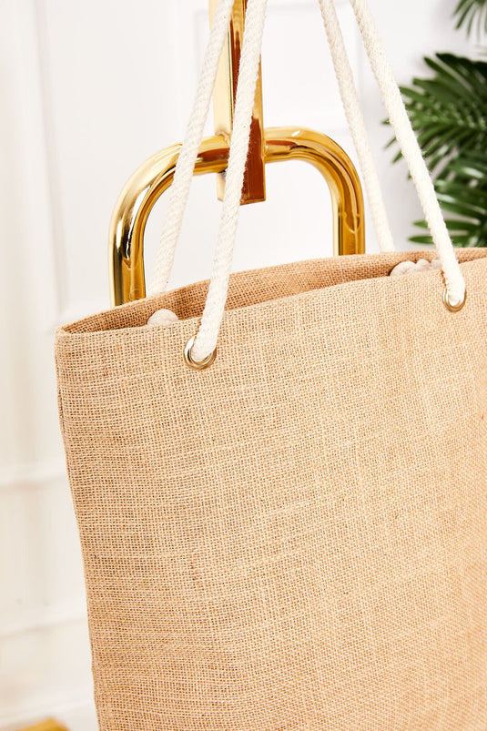 Strandtasche aus Stroh