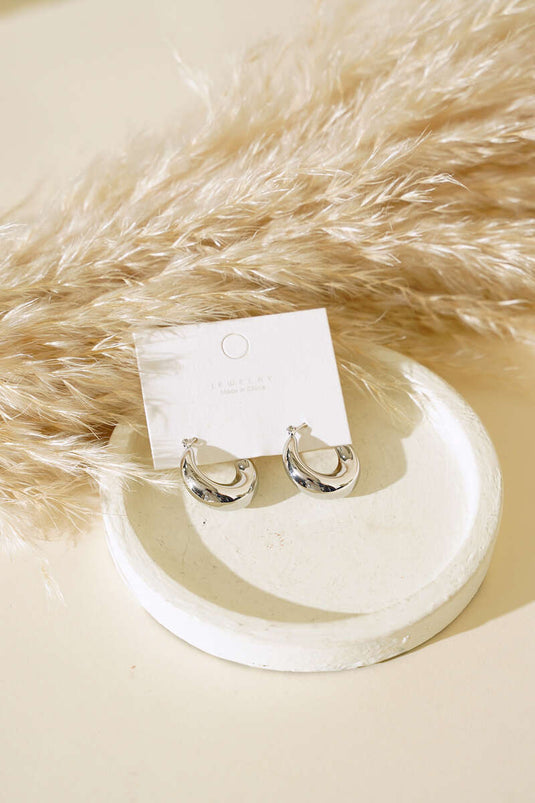 أقراط هلالية فضية