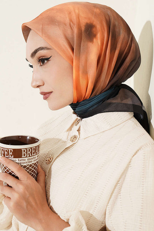 شال بتصميم هولوغرام ملون 16