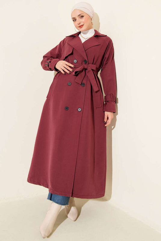 Gabardina con cinturón y forro, color burdeos