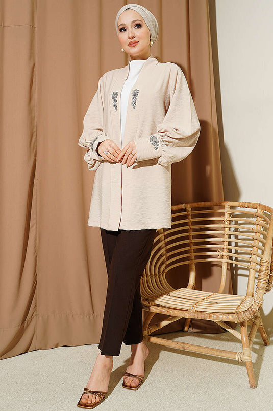 Ensemble beige avec gilet orné de pierres et sous-vêtement