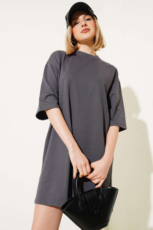 تي شيرت طويل أساسي بخيطين دخاني