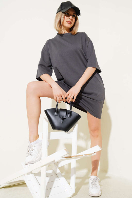 تي شيرت طويل أساسي بخيطين دخاني